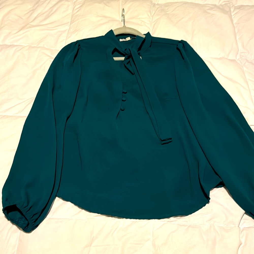 Crescent and Willough Emerald Green blouse